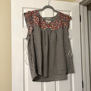 Savanna Jane Embroidered Top